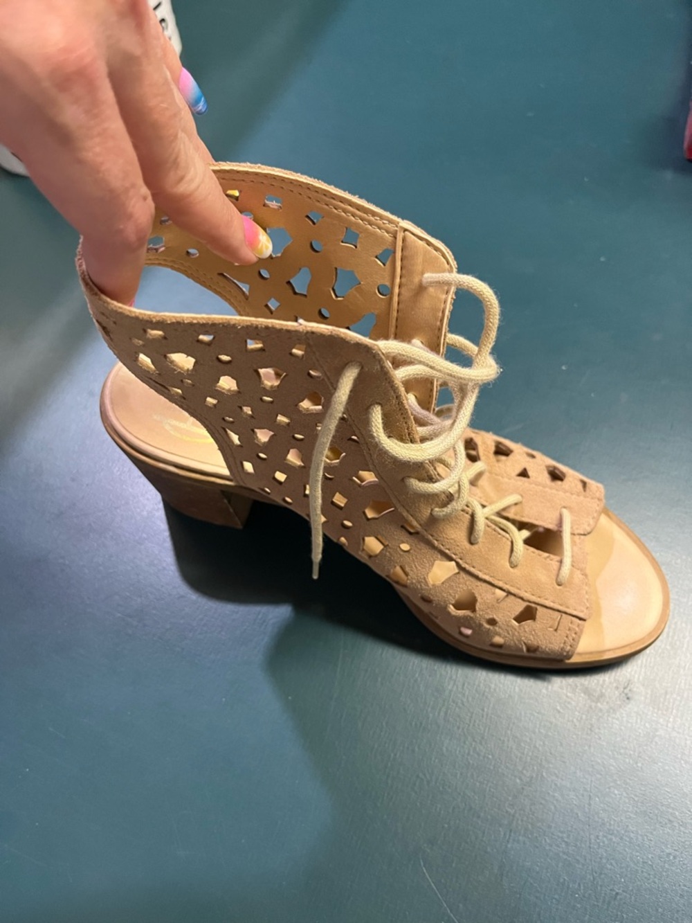 House of Harlow 1960 Tan Laser-Cut Lace-Up Block Heel Sandals - Picture 5 of 11